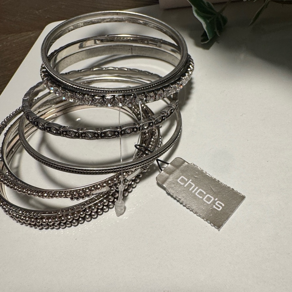Chico’s Silver Tone Stackable Bangle Bracelet Set. (BR222) - Picture 13 of 14
